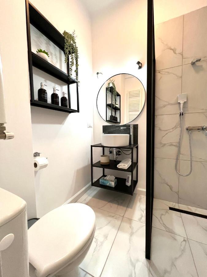 Green Spot - Premium Studio - Sanador Victoriei Boekarest Buitenkant foto